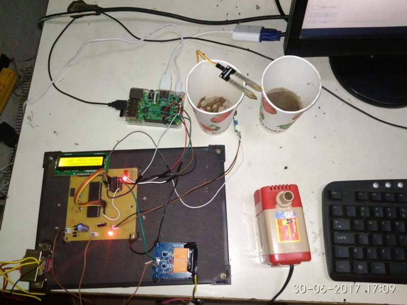 SOIL MOISTURE MONITORING CONTROL AVR-RASPBERRY-PI 